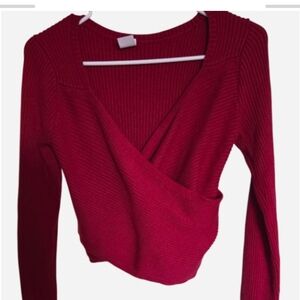 Hollister Womens  Cropped Crossover Sweater  Size M